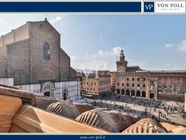 Attico in vendita a Santo Stefano, Bologna