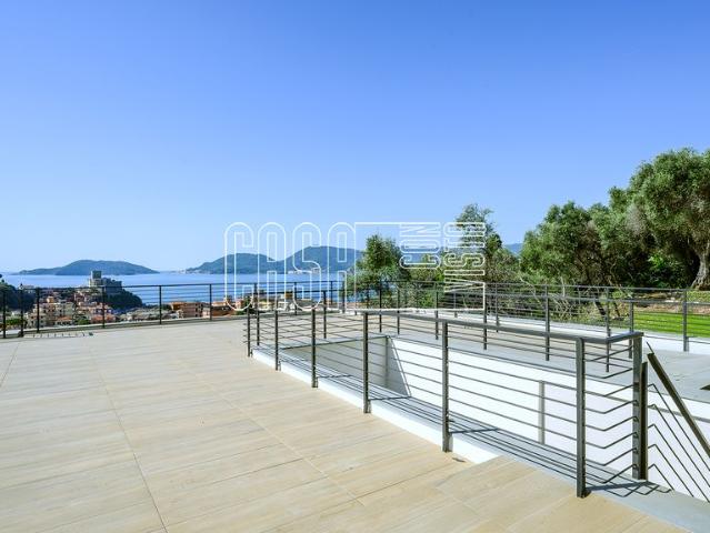 Attico in vendita a Barcola, Lerici
