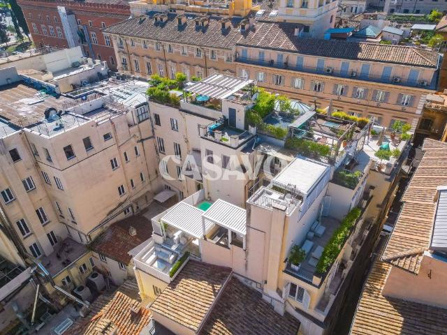 Attico in vendita a Municipio Roma I, Roma Capitale