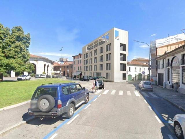 Attico in vendita a Zona Centro, Brescia