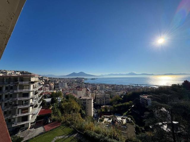 Attico in vendita a Municipalità 1, Campania
