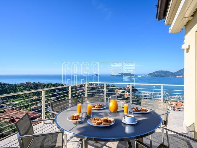 Attico in vendita a La Serra, Lerici