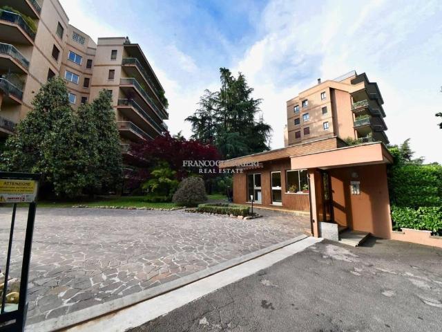 Attico in vendita a Vedano Al Lambro, Lombardia