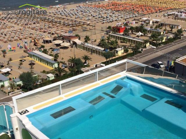 Attico in vendita a Rimini, Reggio Emilia