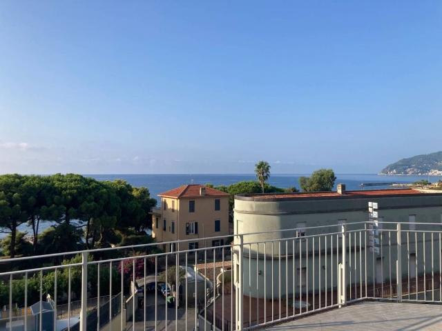 Attico in vendita a Cervo, Liguria