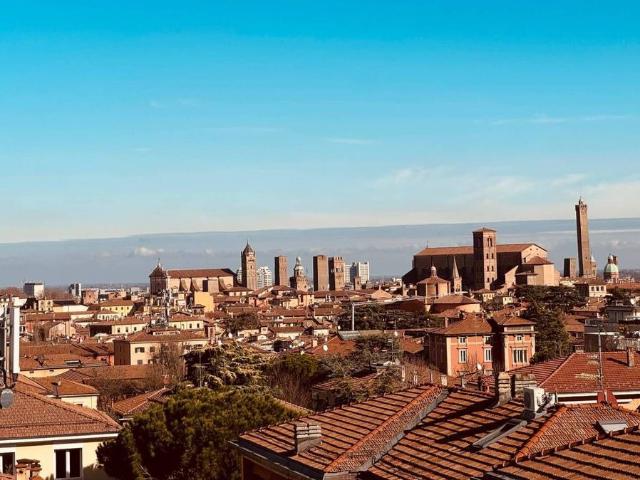 Attico in vendita a Santo Stefano, Bologna