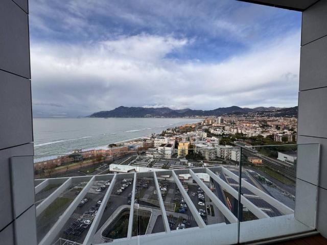 Attico in vendita a Salerno, Campania
