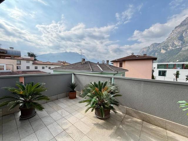 Attico in vendita a Comunità Alto Garda e Ledro, Riva