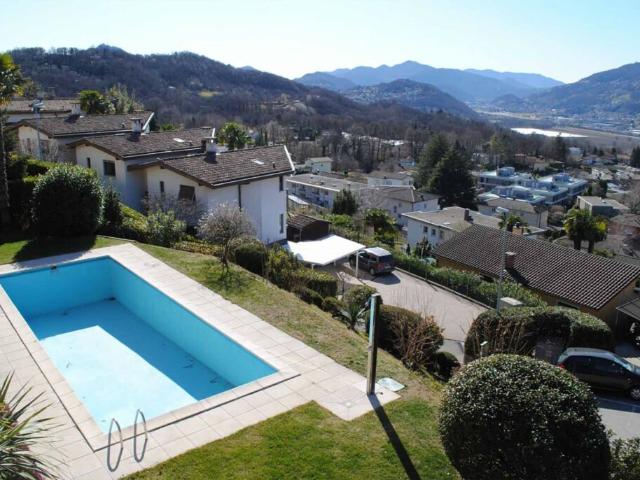 Wohnung kaufen in Comano, Tessin