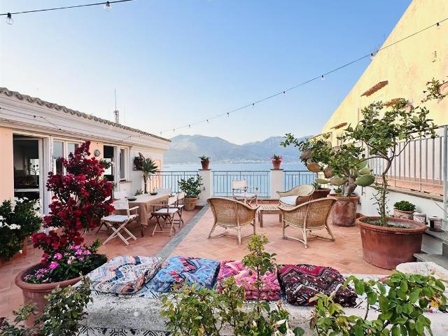 Appartamento in vendita a Gaeta, Lazio