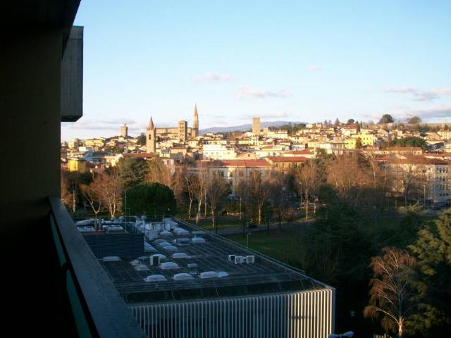 Appartamento in affitto a Colle di Santa Maria, Palazzo Del Pero