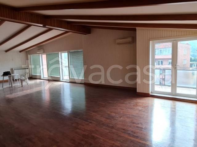 Attico in affitto a Bologna, Reggio Emilia