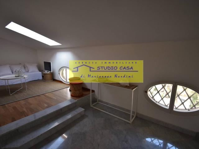 Attico in affitto a Roma Imperiale, Forte Dei Marmi