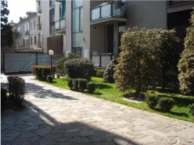 Attico in affitto a Borghetto, Monza