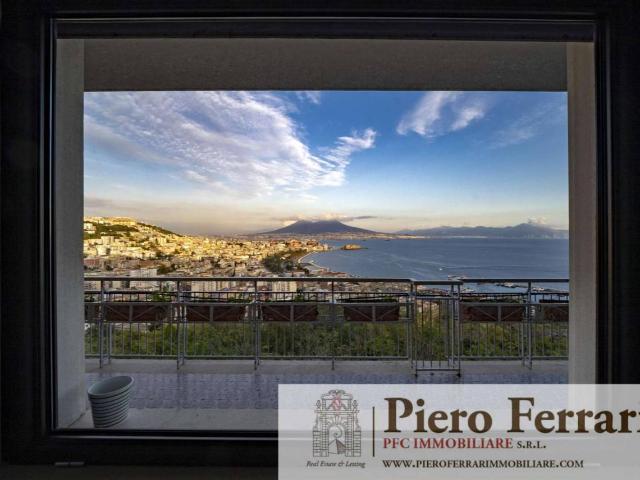 Attico in affitto a Municipalità 5, Napola