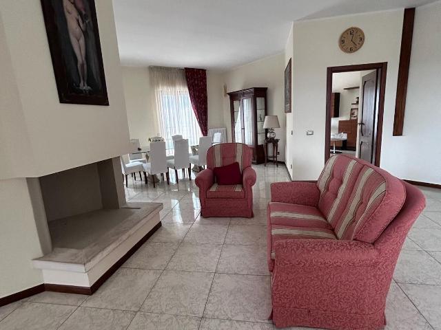 Casa in vendita a Puglia, Brindisi