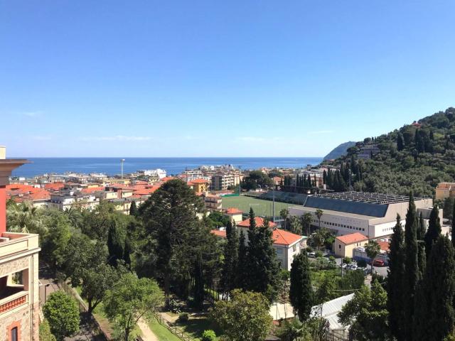 Attico in vendita a Alassio, Liguria