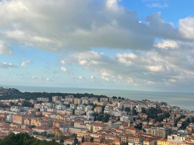 Attico in vendita a Ancona