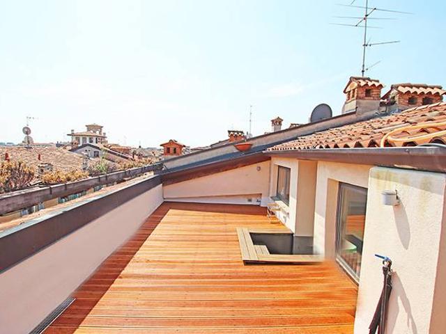 Attico in vendita a Città Alta, Bergamo
