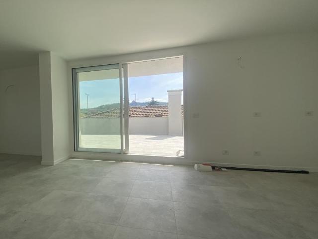 Attico in vendita a Casteldebole, Bologna