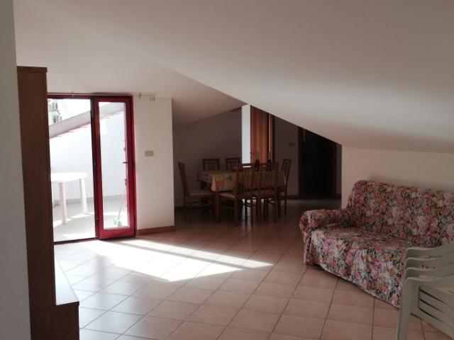 Attico in vendita a Calabria, Reggio Calabria