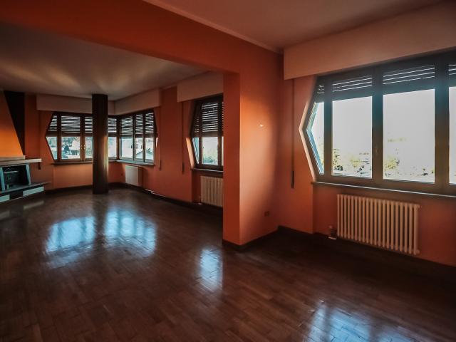 Attico in vendita a Cairo Montenotte, Liguria