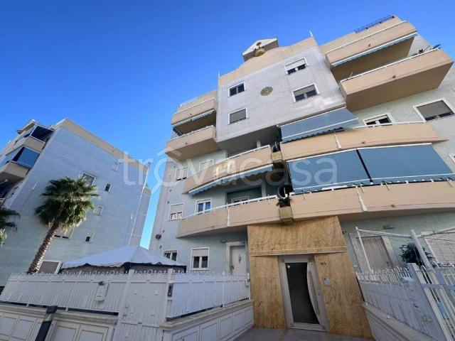 Attico in vendita a Canosa di Puglia, Barletta-Andria-Trani
