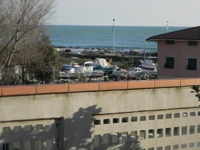 Attico in vendita a Marina di Carrara, Carrara
