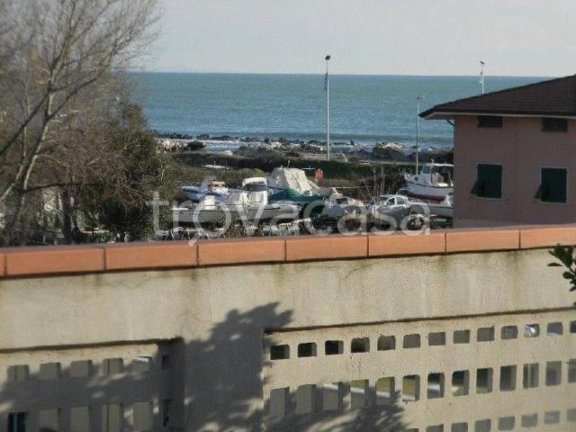 Attico in vendita a Carrara, Toscana