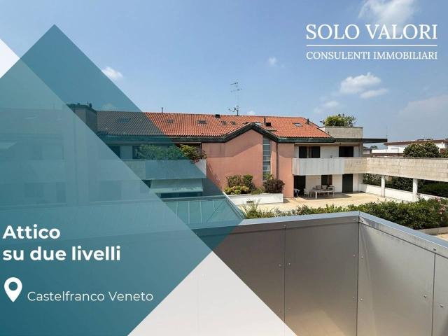 Attico in vendita a Castelfranco Veneto, Veneto
