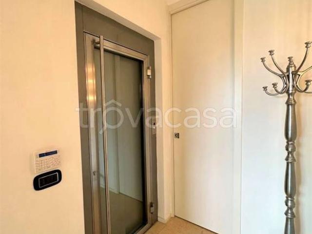 Attico in vendita a Cattolica, Reggio Emilia