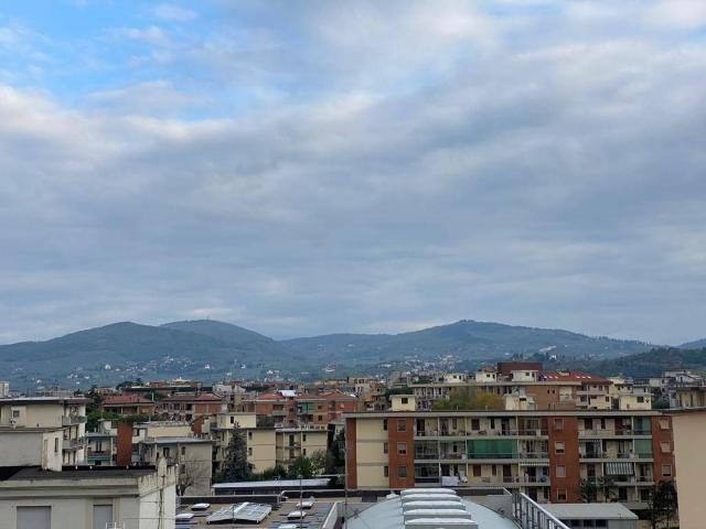 Attico in vendita a Quartiere 3, Firenze