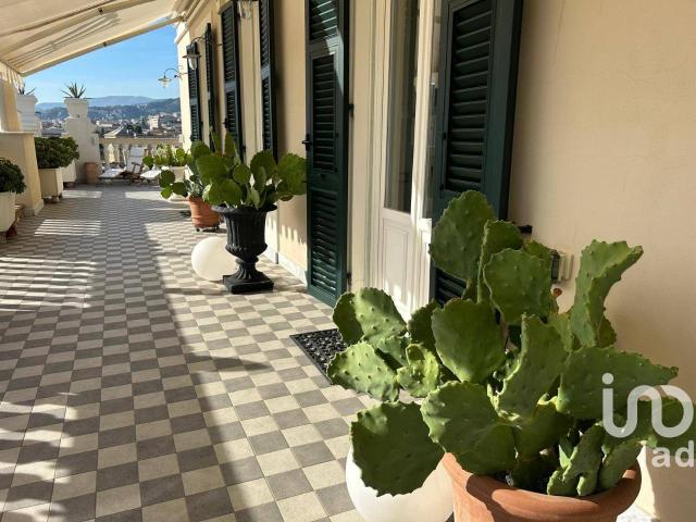 Attico in vendita a Castelletto, Serra Riccò