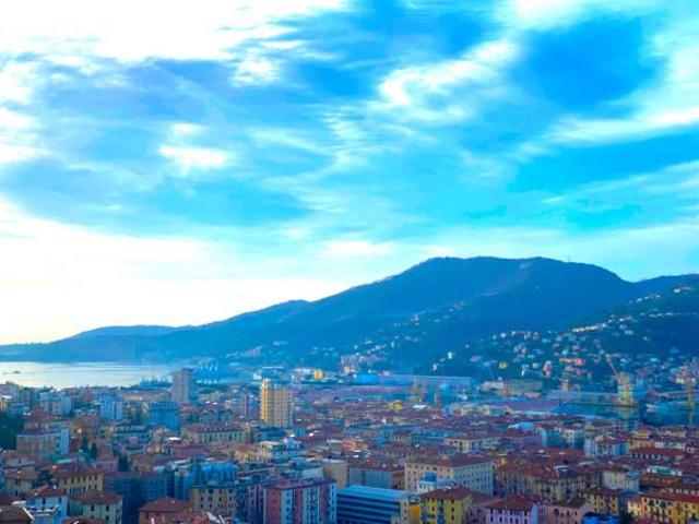 Attico in vendita a Vicci, La Spezia
