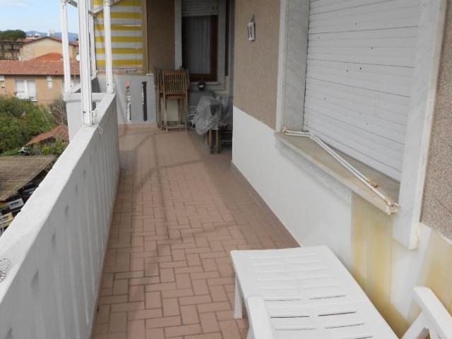Attico in vendita a Marina di Massa, Marina Di Massa