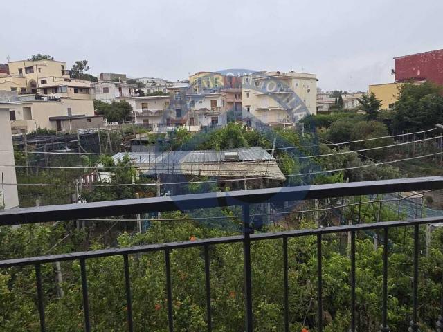 Attico in vendita a Monte Di Procida, Campania