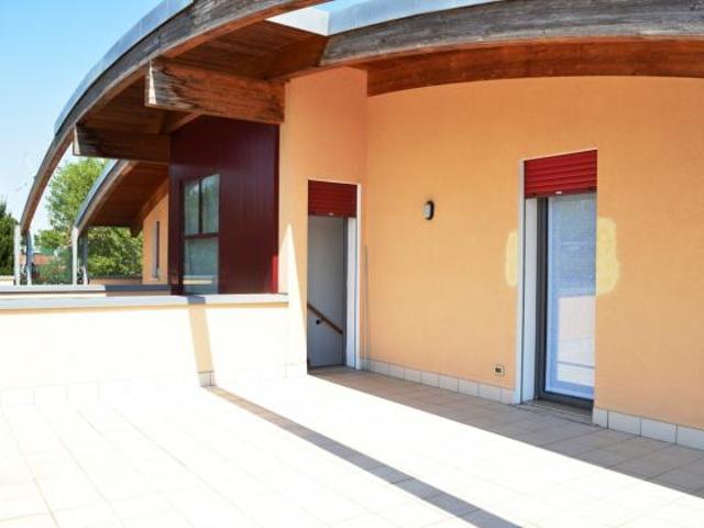 Attico in vendita a Alte Ceccato, Montecchio Maggiore