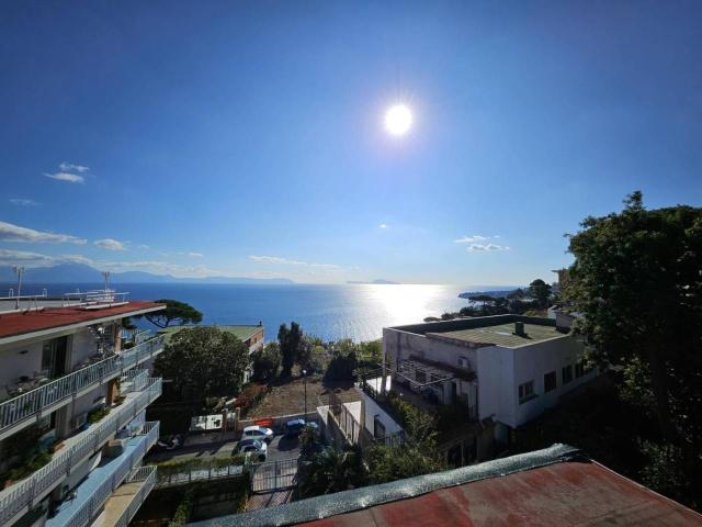 Attico in vendita a Municipalità 1, Campania