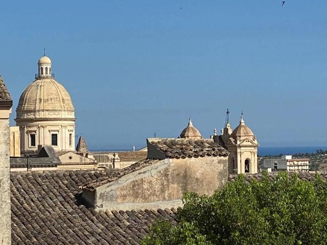 Attico in vendita a Noto, Sicilia