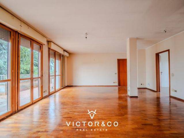 Attico in vendita a Piemonte, Novara