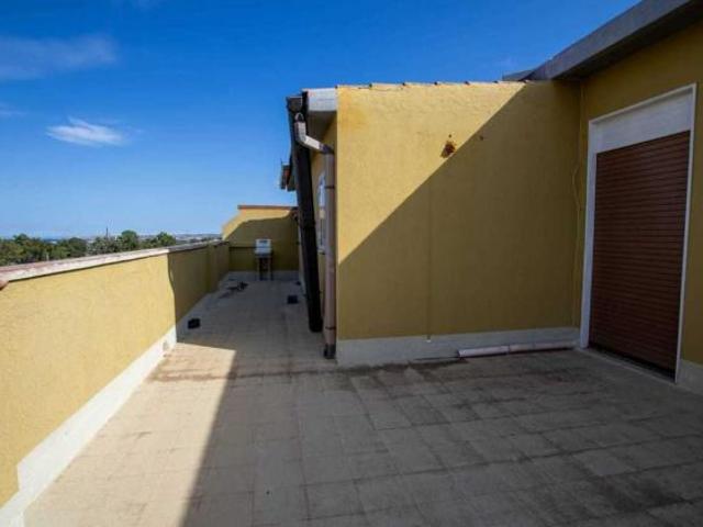 Attico in vendita a Villaggio Mantelli, Priolo Gargallo