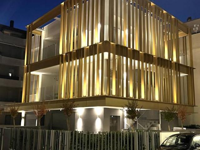 Attico in vendita a Riccione, Reggio Emilia