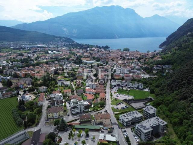 Attico in vendita a Comunità Alto Garda e Ledro, Riva
