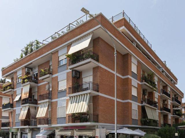 Attico in vendita a Municipio Roma III, Roma Capitale