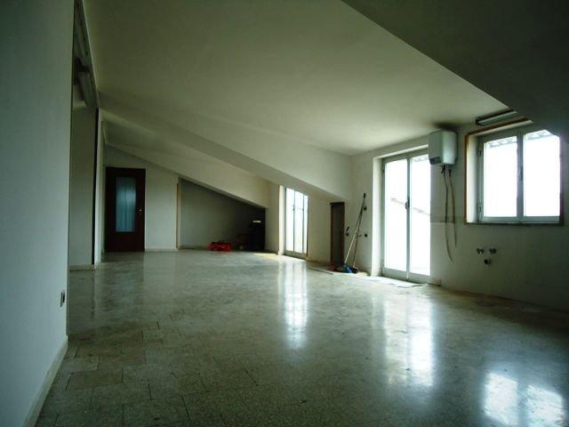 Attico in vendita a San Nicola La Strada, Campania