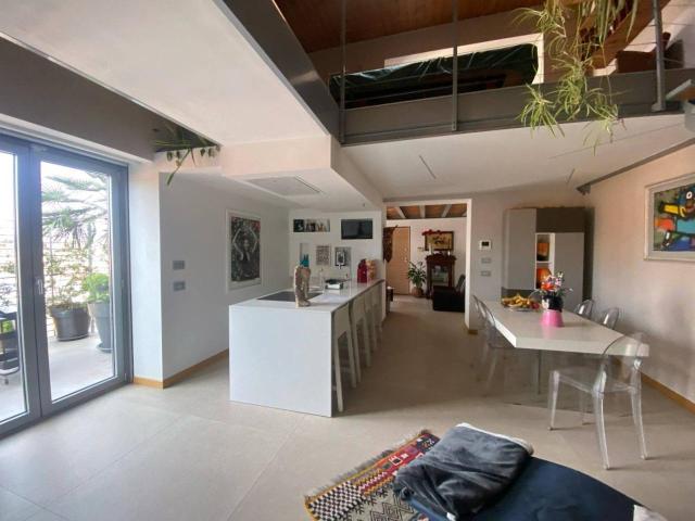 Attico in vendita a Unione dei comuni del Distretto Ceramico, Sassuolo