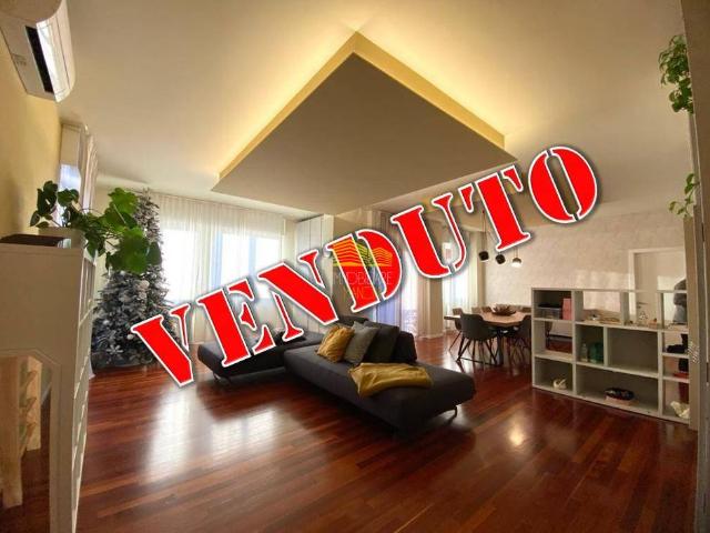 Attico in vendita a Baracche, Trezzo Sull'adda