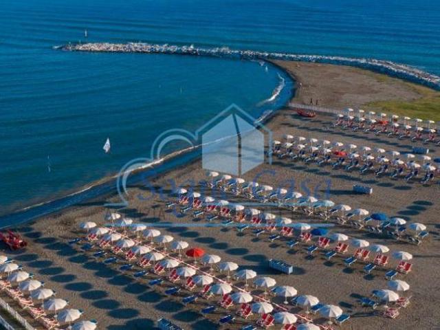 Attico in vendita a Ameglia, Liguria