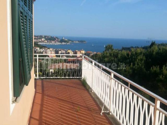 Villa Indipendente in affitto a Pozzuolo, Lerici