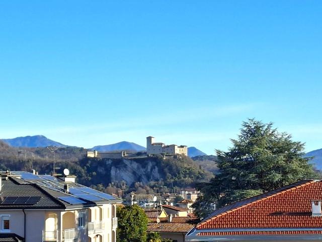 Villa Indipendente in affitto a Piemonte, Novara